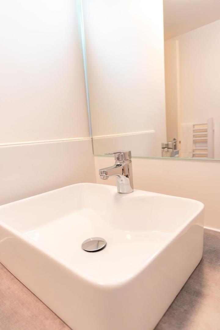 Duplex Confortable En Centre Avec 2 Chambres Châlons-en-Champagne Buitenkant foto