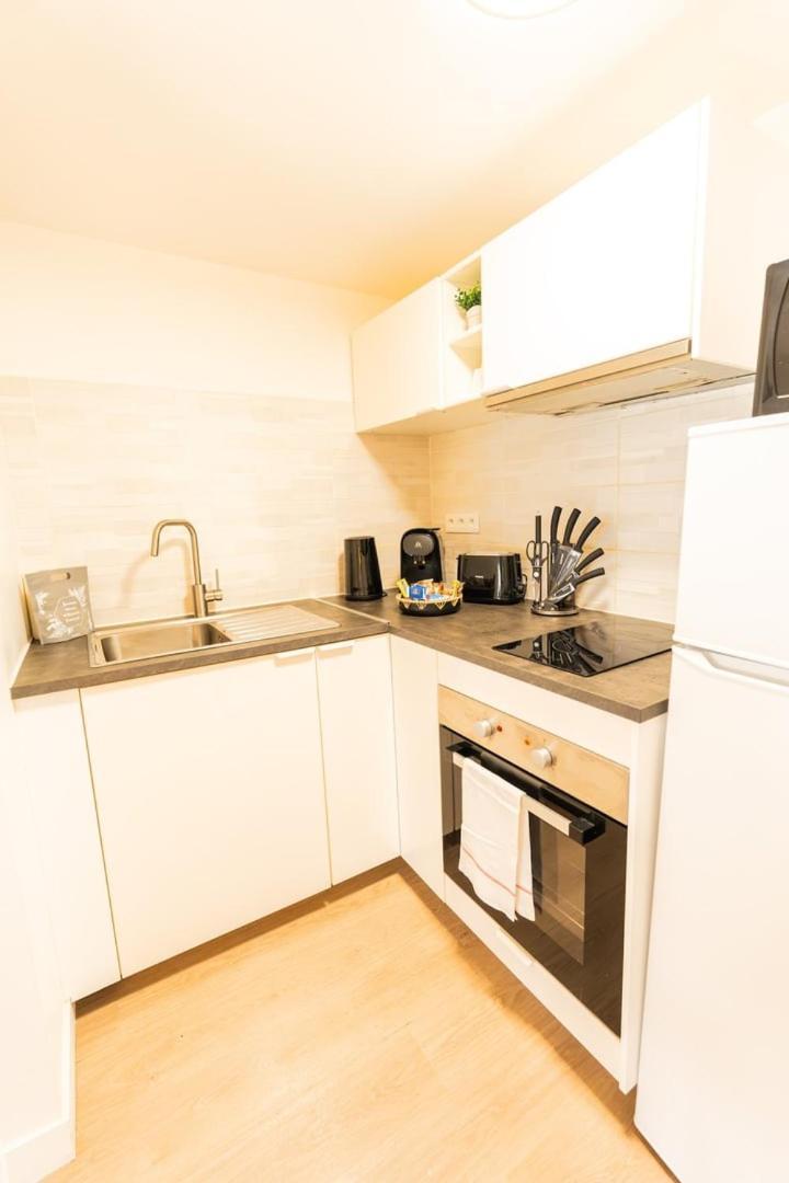 Duplex Confortable En Centre Avec 2 Chambres Châlons-en-Champagne Buitenkant foto